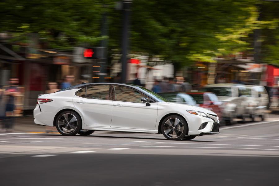  Toyota Camry XSE 2017 года  (NA) (фото 41 из 55)